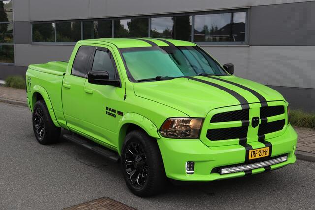 Dodge 1500 Ram 5.7 V8 4x4 Quad Cab Sport | Leder | Camera | Trekhaak | 20'' | Airco | Cruise control | LPG 122 liter | LED verstraler | Bluetooth | Side-Bars