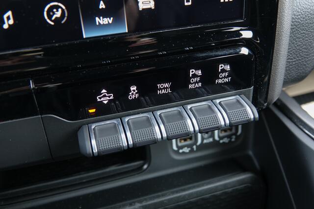 Dodge 1500 Ram Laramie GT 5.7 401Pk 4x4 Crew Cab | Etorque | Luchtvering | Panoramadak | 22''