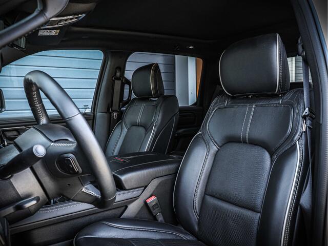 Dodge 1500 Ram Crew Cab Limited Night RED Edition | Digital cluster |