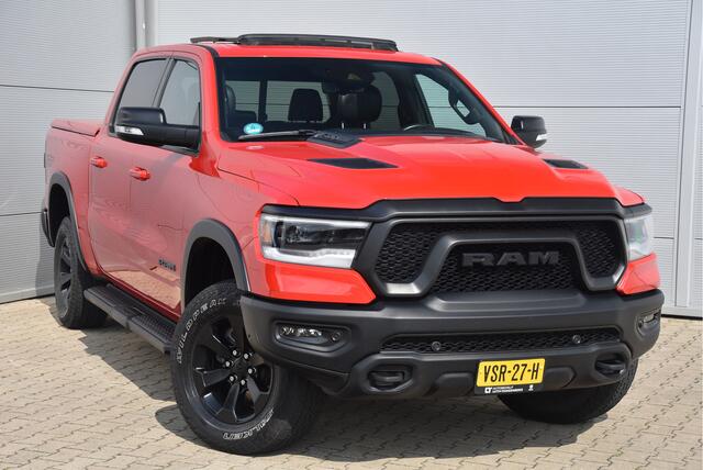 Dodge 1500 Ram 5.7 V8 4x4 Crew Cab Rebel GT