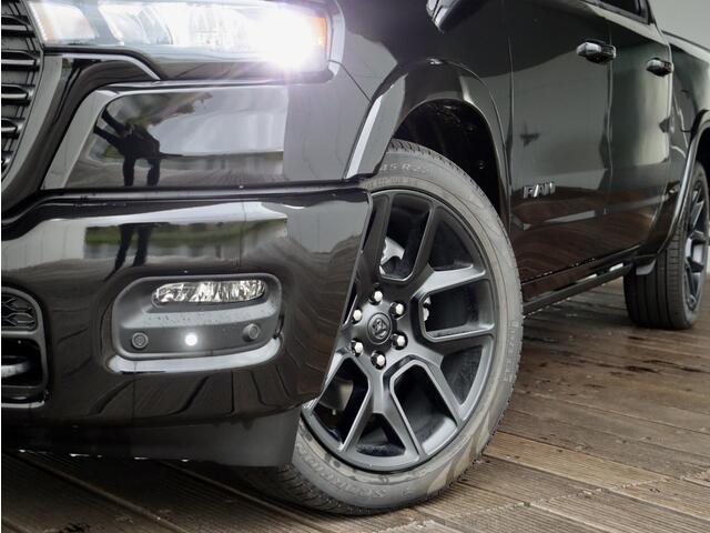 Dodge 1500 Ram 3.0 Hurricane 430PK Crew Cab Laramie Night Premium | LPG | BPM vrij | 2025 Model | Luchtvering | nieuwe schermen |
