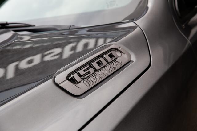 Dodge 1500 Ram 5.7 V8 4x4 Crew Cab Big Horn Dubbele gastank