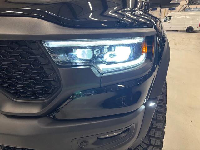 Dodge 1500 1500-6.2-TRX Supercharged V8 Crew Cab 4X4 57700KM Eerste Eigenaar