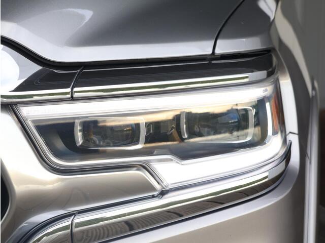 Dodge 1500 Ram 5.7 V8 4x4 Crew Cab Limited | Luchtvering | Rambox | LPG | Groot Navi