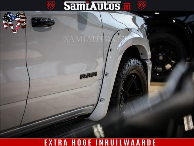 Dodge 1500 RAM GEEN MEERPRIJS | ALL IN | HELLCAT WHEELS | WIDE BODY | Laramie Night | 420Pk 636 Nn | Extra Groot Scherm + Passagiers Scherm | Comfortabele Dubbele Cabine met Royale 5 Zitplaatsen | Nu Leverbaar uit Voorraad | Voorraad Nr 2223 - 5047