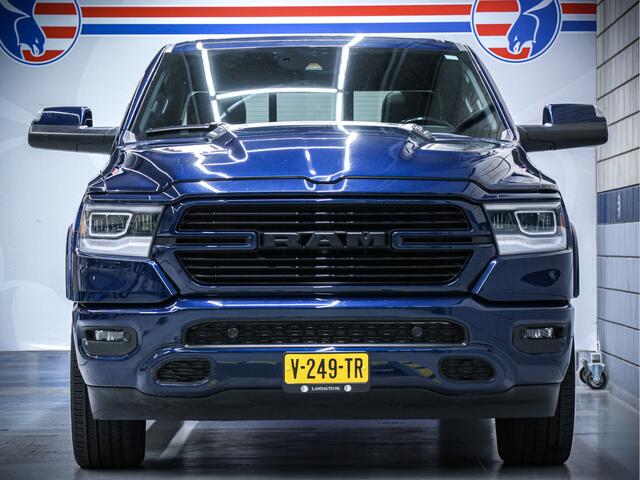 Dodge 1500 Ram 5.7L HEMI V8 | 4x4 Crew Cab Laramie Full Option