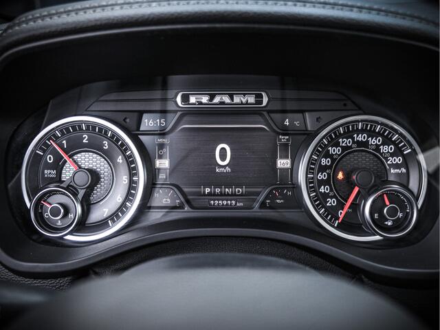 Dodge 1500 Ram 5.7L HEMI V8 | 4x4 Crew Cab Laramie Full Option