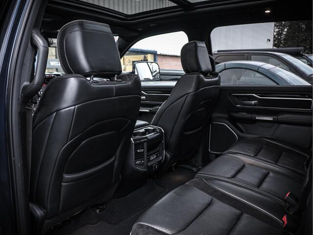 Dodge 1500 Ram 5.7L HEMI V8 | 4x4 Crew Cab Laramie Full Option