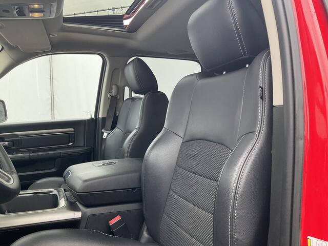 Dodge 1500 Ram 5.7 V8 4x4 Sport Trekhaak Pano Alpine Nav/Cam NL-Auto Trekhaak