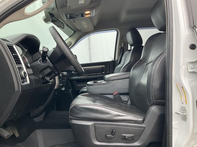 Dodge 1500 Ram 5-Pers 5.7 V8 4x4 Crew Cab Leer Bodykit Rebel Camera Trekhaak