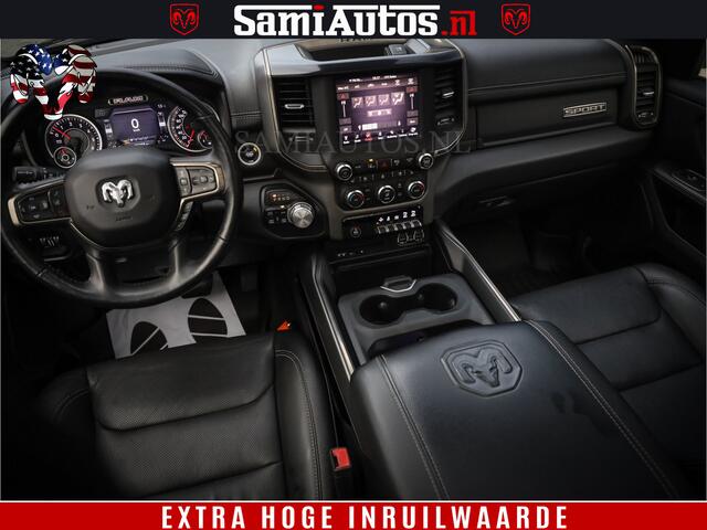 Dodge 1500 Ram Black Sport | Hemi 5.7 V8 | Luchtvering | 360 Camera | Panorama Dak | 4x4 Crew Cab | Dubbele cabine 5 persoons | Grijskenteken |