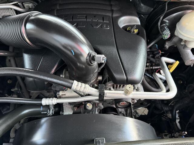 Dodge 1500 Ram 5.7 V8 Quad Cab 6'4