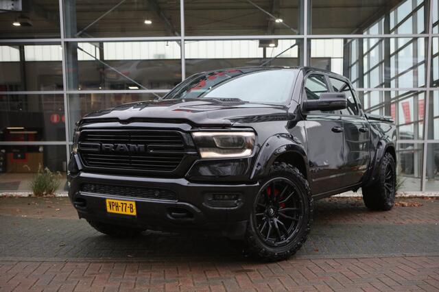 Dodge 1500 Ram 5.7 V8 4x4 CC Laramie |