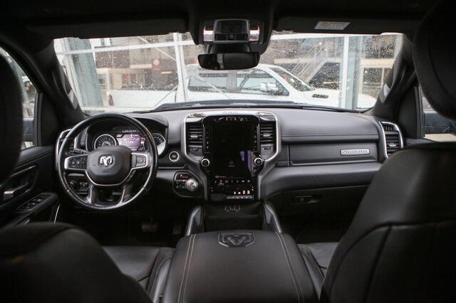 Dodge 1500 Ram 5.7 V8 4x4 CC Laramie |