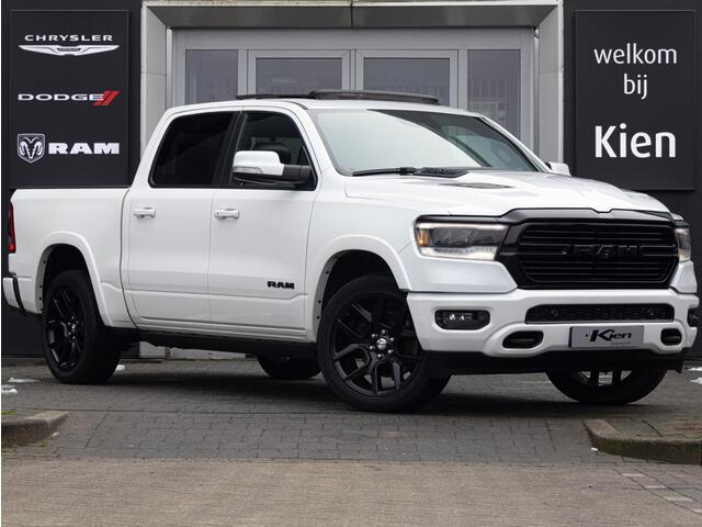 Dodge 1500 Ram 5.7 V8 4x4 Crew Cab Laramie Night | Luchtvering | Elektrische side steps |