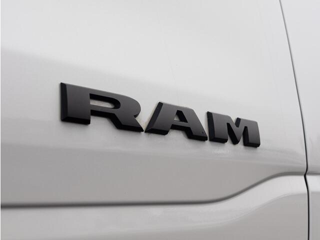 Dodge 1500 Ram 5.7 V8 4x4 Crew Cab Laramie Night | Luchtvering | Elektrische side steps |