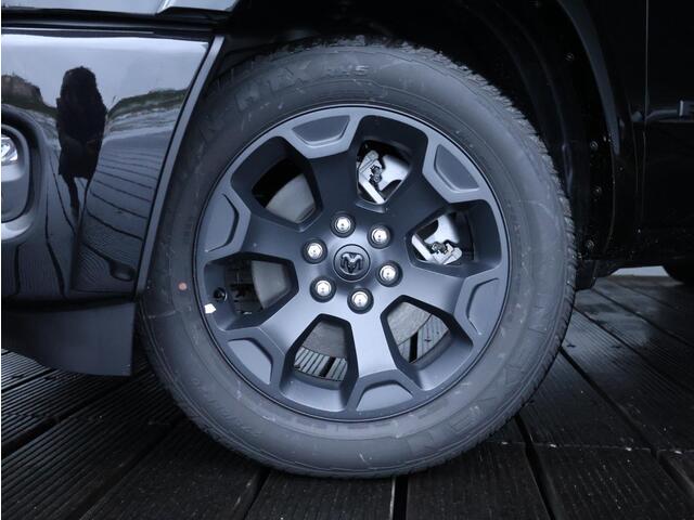 Dodge 1500 Ram 3.0 Hurricane 4x4 Crew Cab Bighorn Night Edition | Groot navi | Adaptive CC |