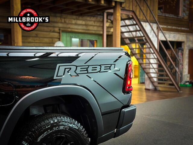 Dodge 1500 Ram Rebel Night Hurricane 2025 BPM VRIJ, Laadbakcover, Panoramadak, 14.4 inch display, Passen