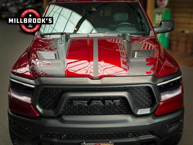 Dodge 1500 Ram REBEL TRAIL Edition V8 4x4 Night BPM VRIJ, 22" velgen, Bakflip, digitaal display,