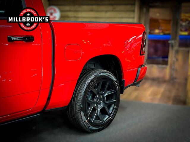 Dodge 1500 Ram 5.7 V8 4x4 Crew Cab 5'7 Laramie Night, BPM VRIJ, LPG,