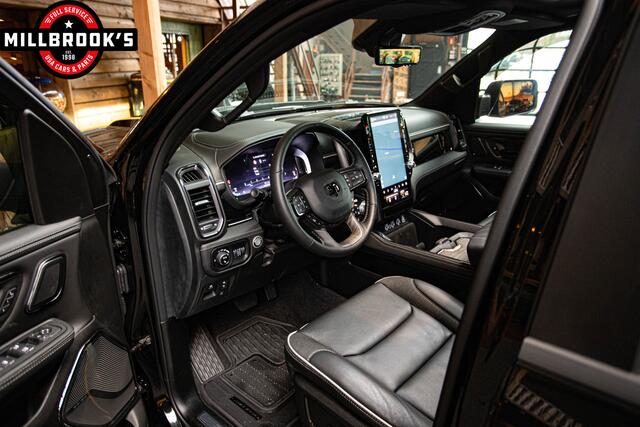 Dodge 1500 Ram limited H/O 540PK Widebody, Luchtvering, Massage Stoelen, 360, Head-up, H/K, Pasanger display