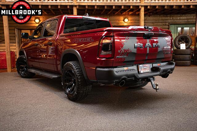 Dodge 1500 Ram 5.7 V8 Cab Rebel LPG, Digi Dash, Dealer onderhouden, H/K, Fuel velgen