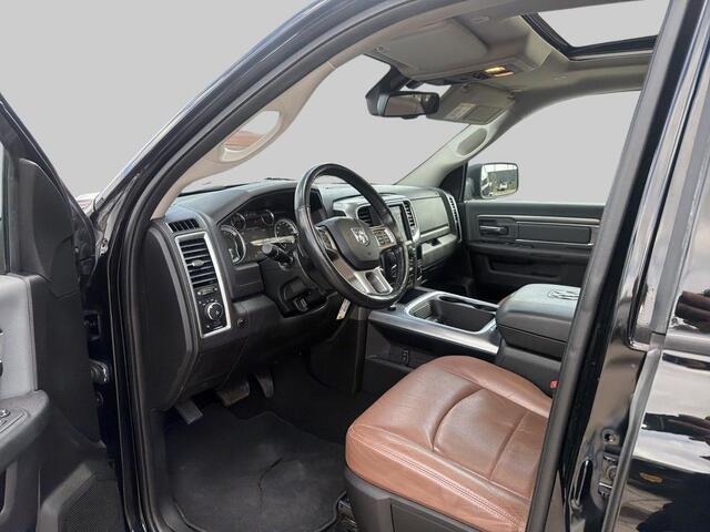 Dodge 1500 Ram 5.7 V8 4x4 Crew Cab 5'7 | Trekhaak | Powervalve | Bakflip| leren bekleding | Geheel rijklaar incl. Garantie