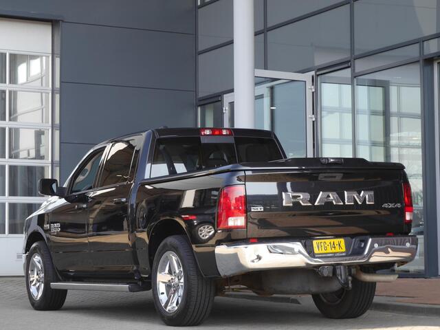 Dodge 1500 Ram 5.7 V8 4x4 Crew Cab 5'7 Sport | Dubbele cabine | 3500KG Trekgewicht | Camera voor en achter | Sidesteps | Climate control | Trekhaak | Navigatie | Stoel en stuurverwarming