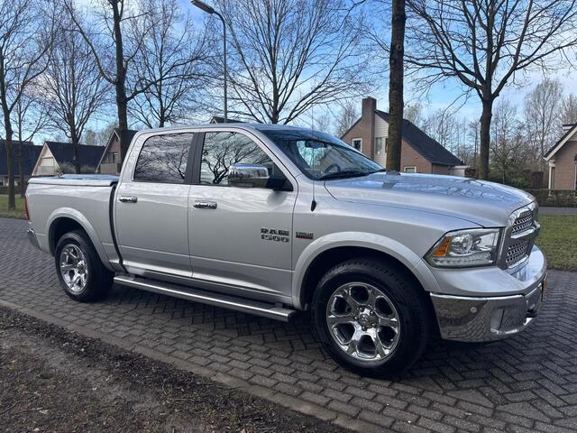 Dodge 1500 Ram 5.7 V8 Quad Cab 6'4 Laramie LAGE BIJTELLING!
