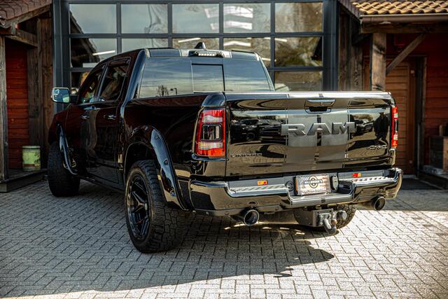 Dodge 1500 Ram 5.7 V8 4x4 Crew Cab Limited | LPG | Lucht vering | Stoel verwarming/verkoeling | Pano |