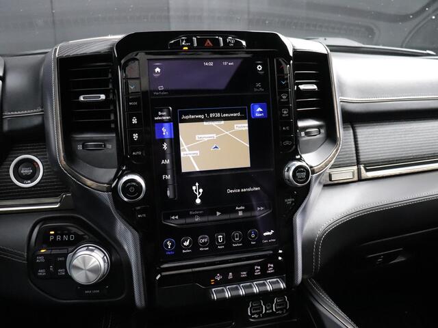 Dodge 1500 Ram 5.7 V8 4x4 Crew Cab Limited LPG | H&K | LEDER | MEMORY | PANO | LUCHTVERING | TREKHAAK | STOELVERK. | 360° CAMERA | CAMERA | NAVI | CRUISE |