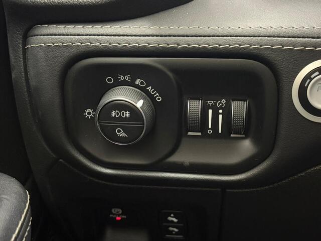 Dodge 1500 Ram Limited Night 5.7 V8 LPG NL-Auto