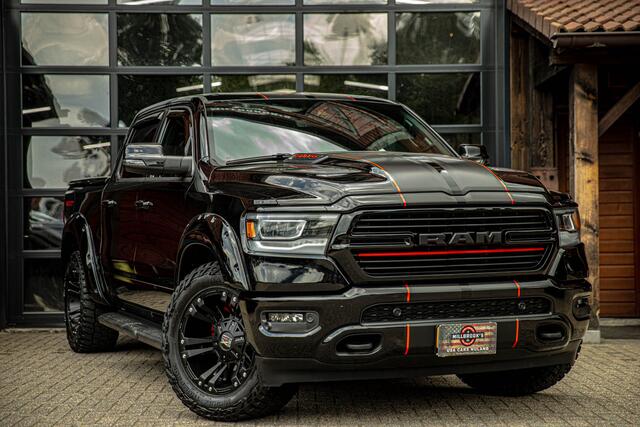 Dodge 1500 Ram 5.7 V8 4x4 Crew Cab Laramie sport | Pano | Stoelverwarming | XD velgen |