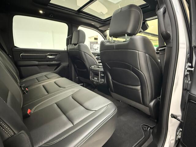 Dodge 1500 Ram 5.7 V8 4x4 Crew Cab Sport Widebody Backflip BPM-vrij Panodak