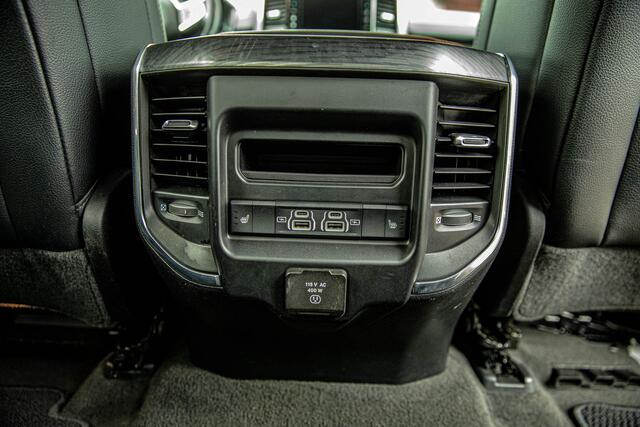 Dodge 1500 Ram 5.7 V8 4x4 Crew Cab Laramie