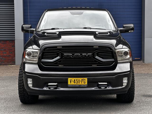 Dodge 1500 Ram 5.7 V8 4x4 Crew Cab 5'7 Laramie/ 3500KG Trekgewicht/ 402PK!/ Trekhaak/ Schuif-Kantel Dak/ Automaat/ Side-Steps/ Xenon/ Alpine-Audio/ LEDER/ Stoelverw+Verkoeling/ Stuurverw./ 20''LMV/ Camera/ Luchtvering/ Keyless/ Elek.Stoel.