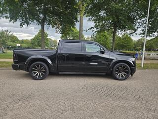 dodge-ram-pickup-5.7-v8-4x4-limited