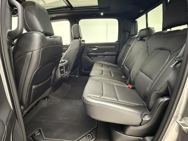 Dodge RAM PICKUP 5.7 V8 4x4 Crew Cab Sport Widebody Backflip BPM-vrij Panodak
