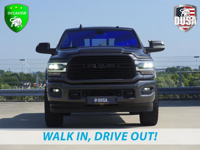 Dodge RAM PICKUP Laramie | 6.4L HEMI | 4x4 | Crew cab | Luchtvering | Leder | 20 inch Fuel offroad Wheels