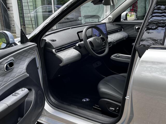 Dongfeng Box Premium Edition | 360° Camera | Adaptieve Cruise Control | Elektrisch Verstelbare Bestuurdersstoel + Geheugen | Stoelverwarming Bestuurder | Stoelventilatie Bestuurder | Apple Carplay | Android Auto | Sfeerverlichting | Elektrisch Inklapbare Buitenspiegel