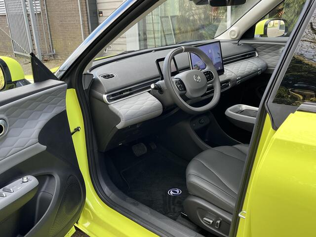 Dongfeng Box Launch Edition | 360° Camera | Adaptieve Cruise Control | Elektrisch Verstelbare Bestuurdersstoel + Geheugen | Stoelverwarming Bestuurder | Stoelventilatie Bestuurder | Apple Carplay | Android Auto | Sfeerverlichting | Elektrisch Inklapbare Buitenspiegels