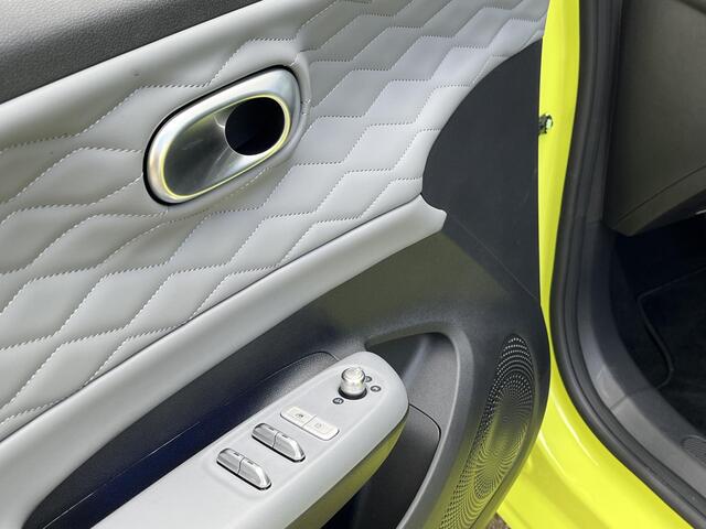 Dongfeng Box Launch Edition | 360° Camera | Adaptieve Cruise Control | Elektrisch Verstelbare Bestuurdersstoel + Geheugen | Stoelverwarming Bestuurder | Stoelventilatie Bestuurder | Apple Carplay | Android Auto | Sfeerverlichting | Elektrisch Inklapbare Buitenspiegels