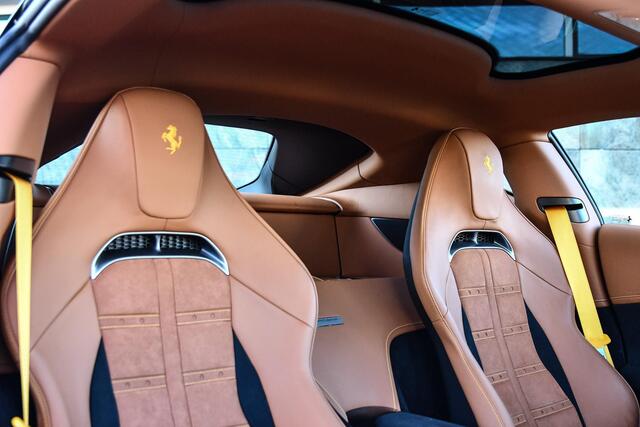 Ferrari 12Cilindri 6.5 V12 |Carbon In& Exterieur|Burmester|Lift|BTW|