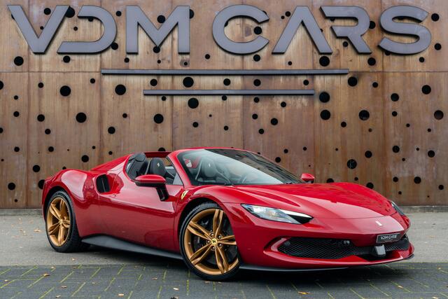 Ferrari 296 GTS 3.0 V6 | 1e Eigenaar | ACC | CarPlay | AFS | MyFerrari Connect | Daytona |