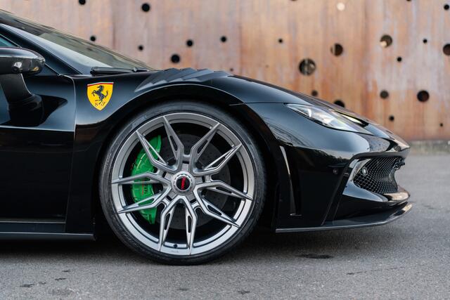Ferrari 296 GTS 3.0 V6 N-LARGO | 1 OF 15 | Full Carbon | Novitec Widebody | ADAS | Lift | CarPlay |