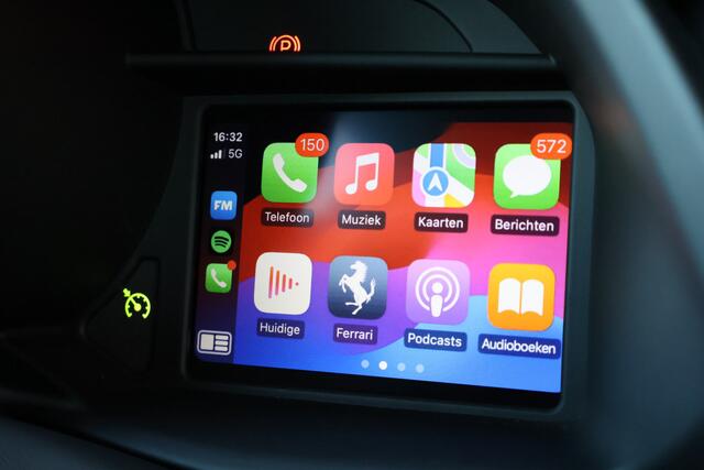 Ferrari 488 3.9 GTB HELE | NL AUTO | CAPRISTO UITLAAT | ACHTERUITRIJCAMERA | LIFTING SYSTEEM | APPLE CARPLAY | BUMPY ROAD | SUBWOOFER | FULL FERRARI SERVICED