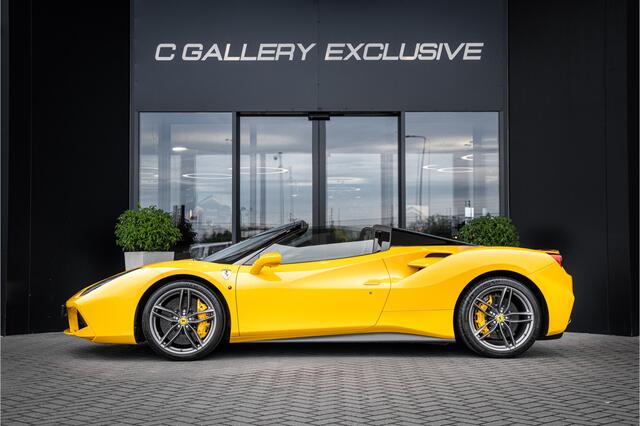 Ferrari 488 3.9 Spider HELE - Giallo Modena | Racing Seats | Carbon | Camera