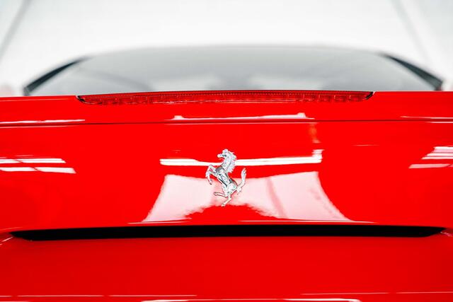 Ferrari 488 3.9 GTB HELE l Novitec l Carbon