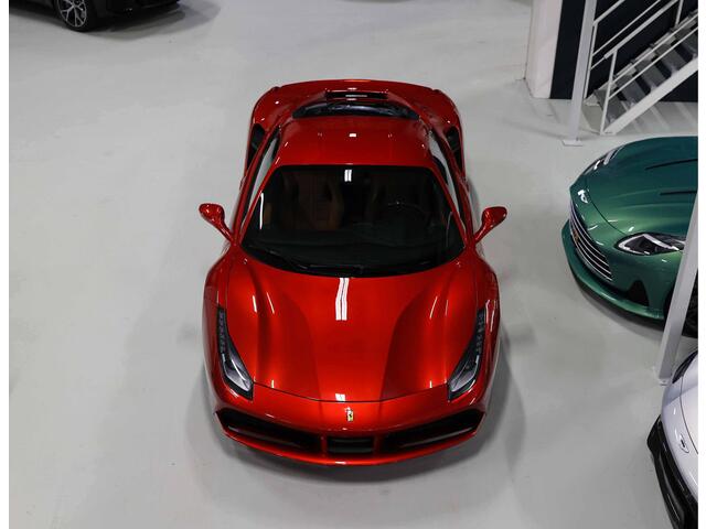 Ferrari 488 3.9 GTB HELE | Rosso Fuoco - Historie - Cuoio