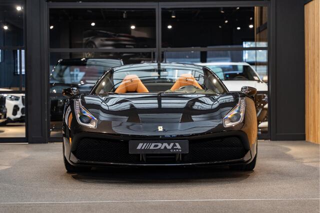 Ferrari 488 Spider HELE Carbon 3.9 Surround Passenger Display Cuoio Leder